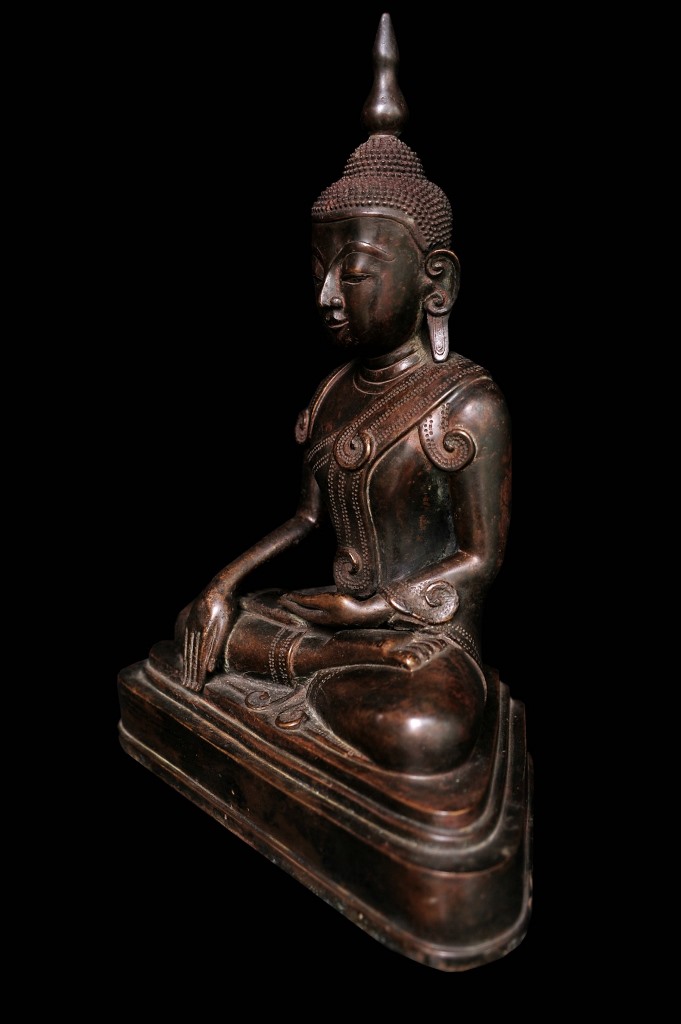 Extremely Rare 18C Bronze Burmese Shan Buddha # DW092